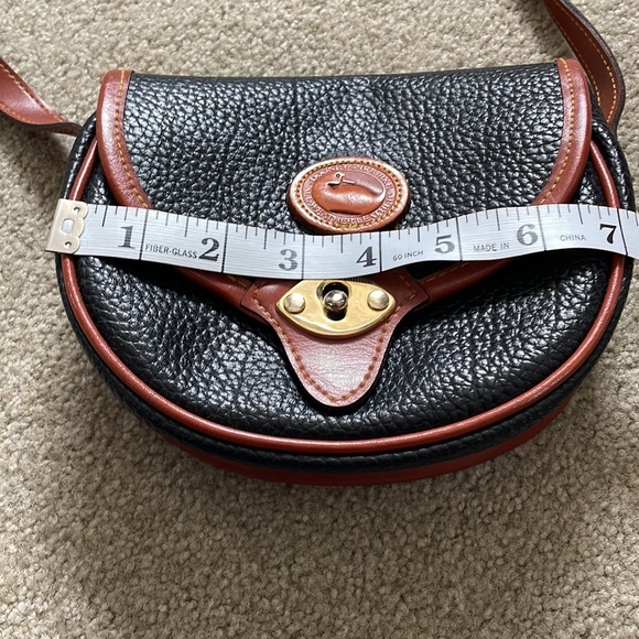 Dooney&Bourke cross body bag - Picture 3 of 7